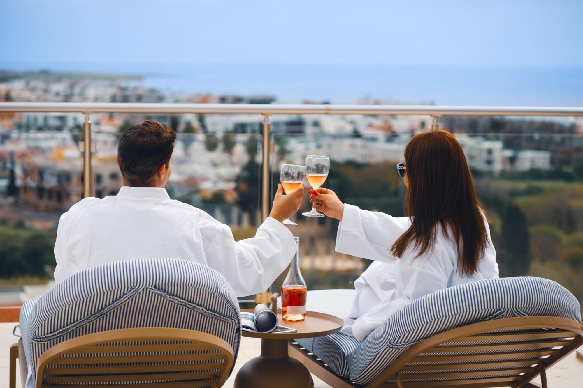 Hotel Wellclub - Wellness Family Experience Paphos Esterno foto