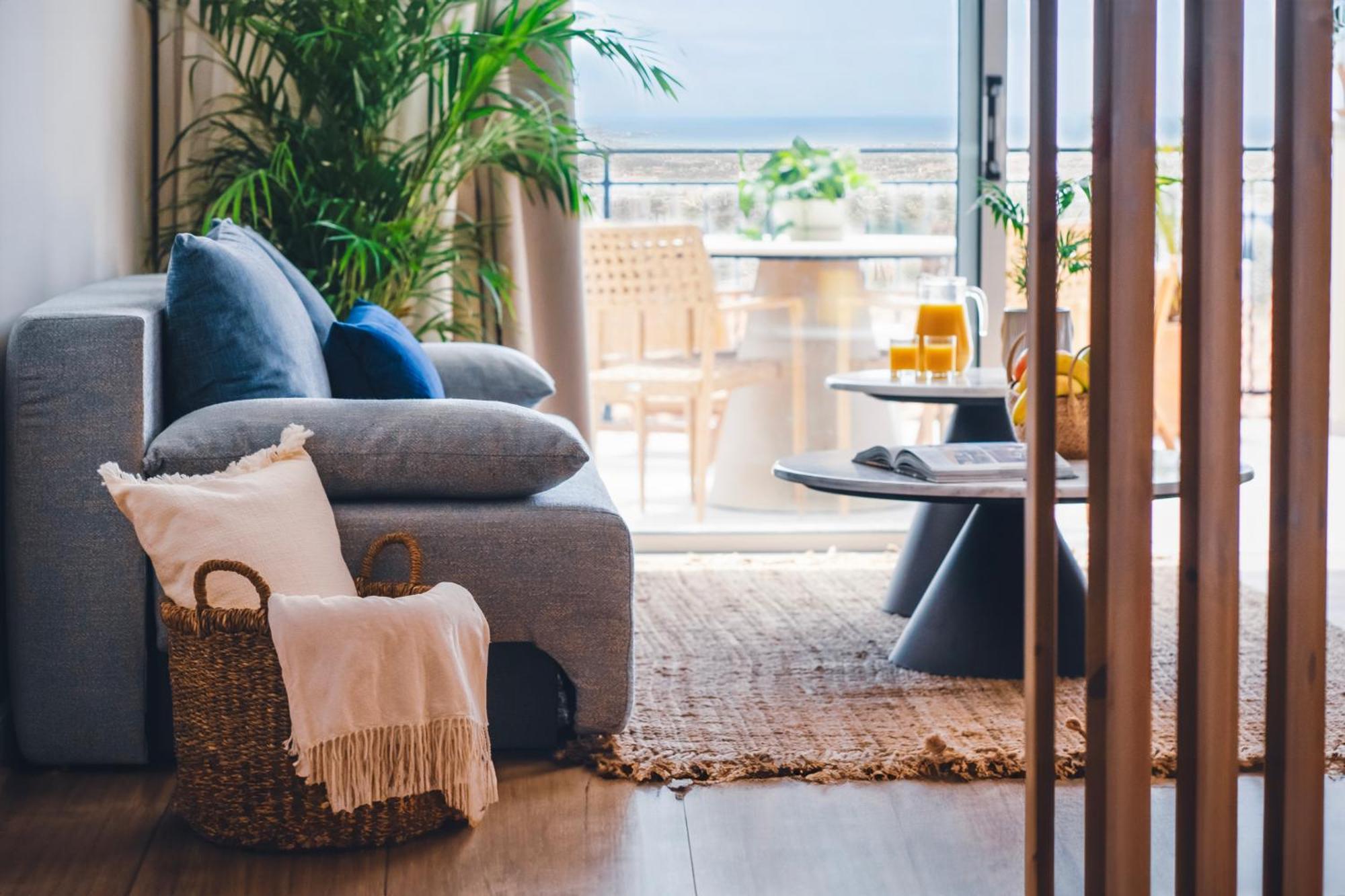 Hotel Wellclub - Wellness Family Experience - Seaview Paphos Esterno foto
